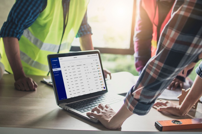 ouvriers utilisant solution Staff Dispatch